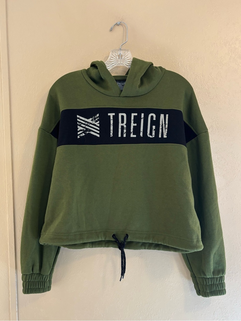 Treign women’s Arena Cinch Hoodie sz M